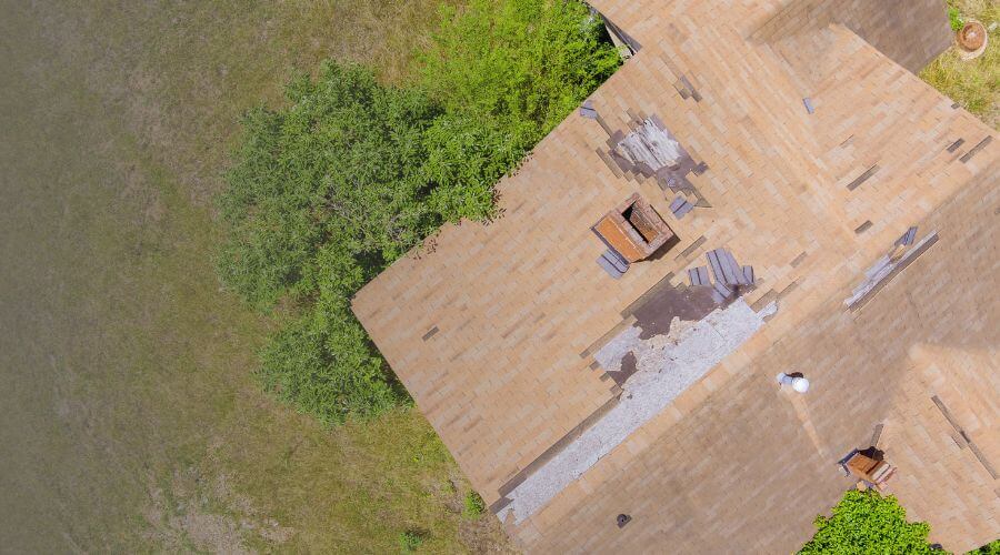 Why choose water damage restoration service for storm damage restoration in New Yor